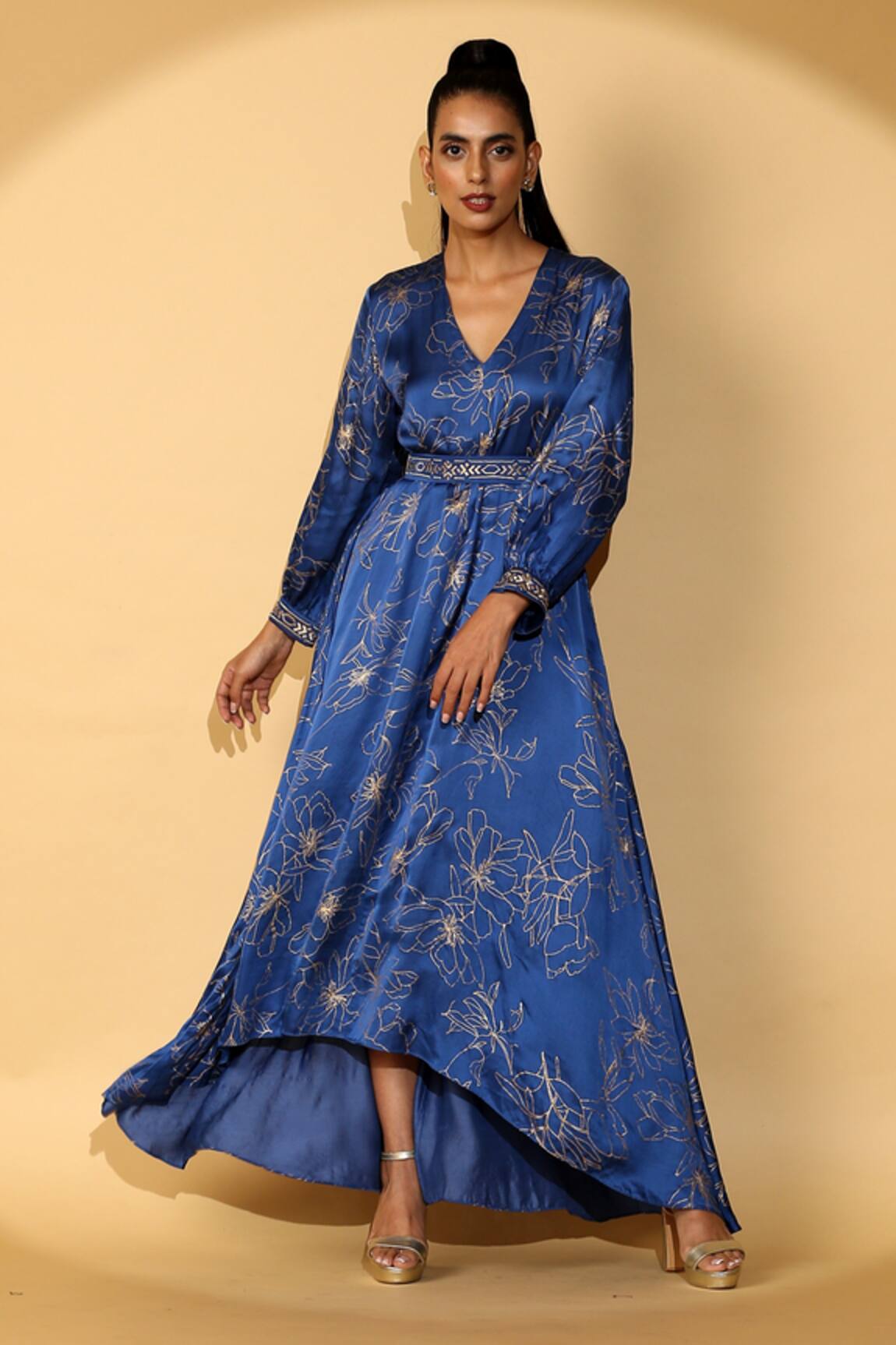Madder Much Vivi V Neck Printed Kaftan