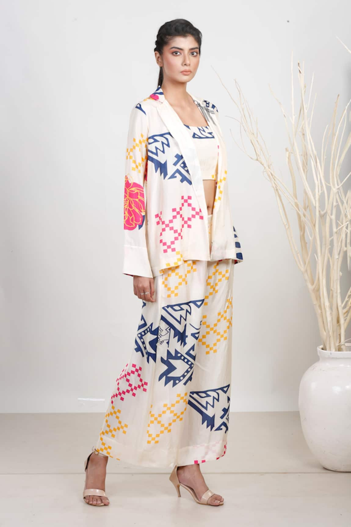 Garo Geometric Pattern Jacket & Pant Set