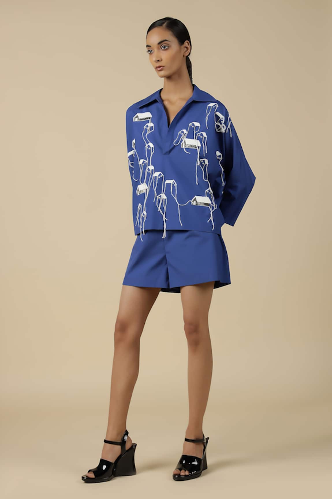 Shahin Mannan Tiny House Dolman Sleeve Top & Shorts Set