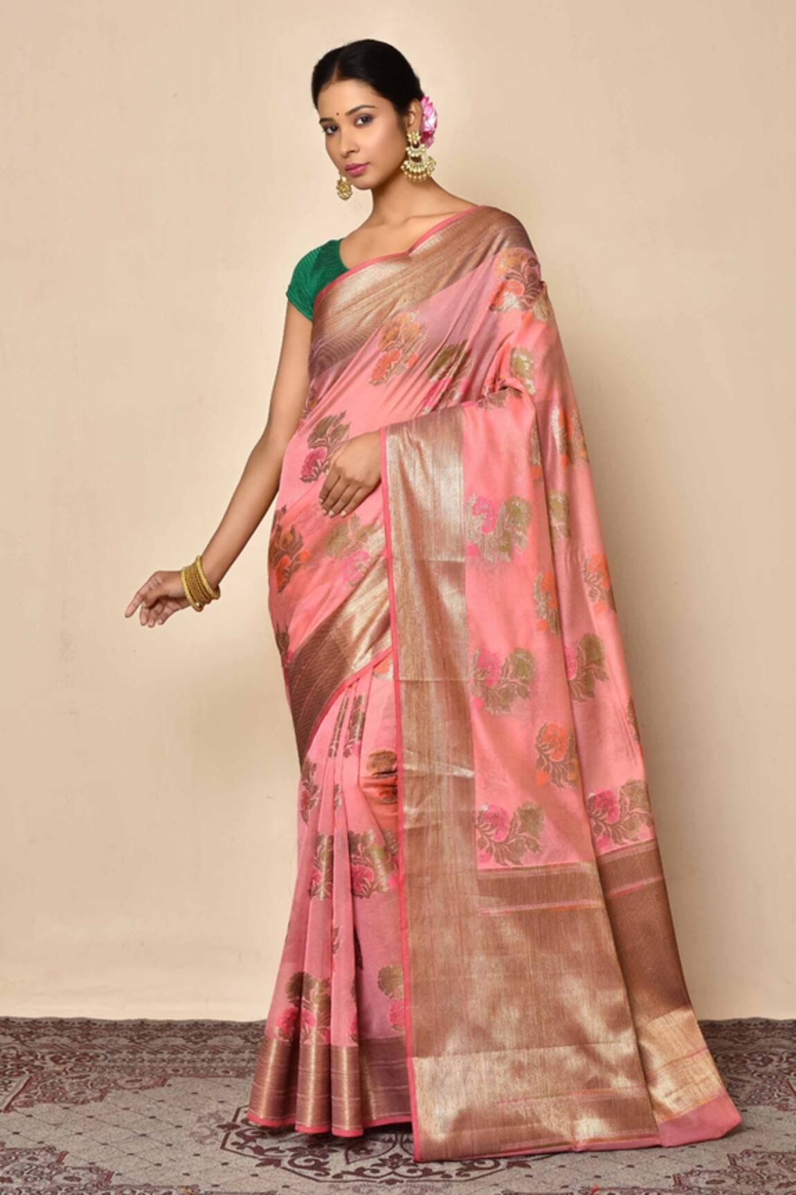 Naintara Bajaj Banarasi Woven Floral Pattern Saree