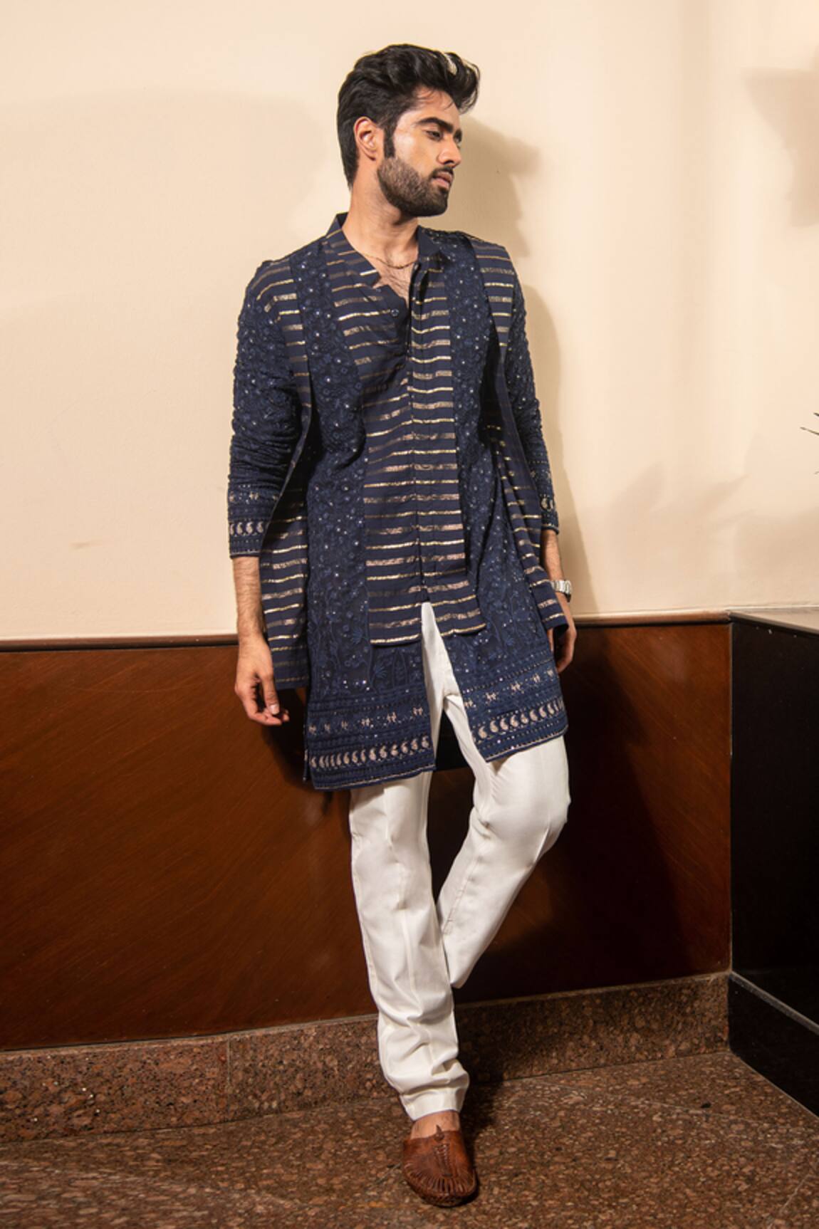 Soniya G Stripe Pattern Kurta Set