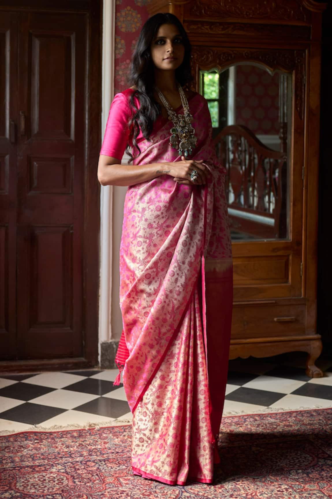 Kasturi Kundal Natkhat Chiraiya Hand Woven Saree