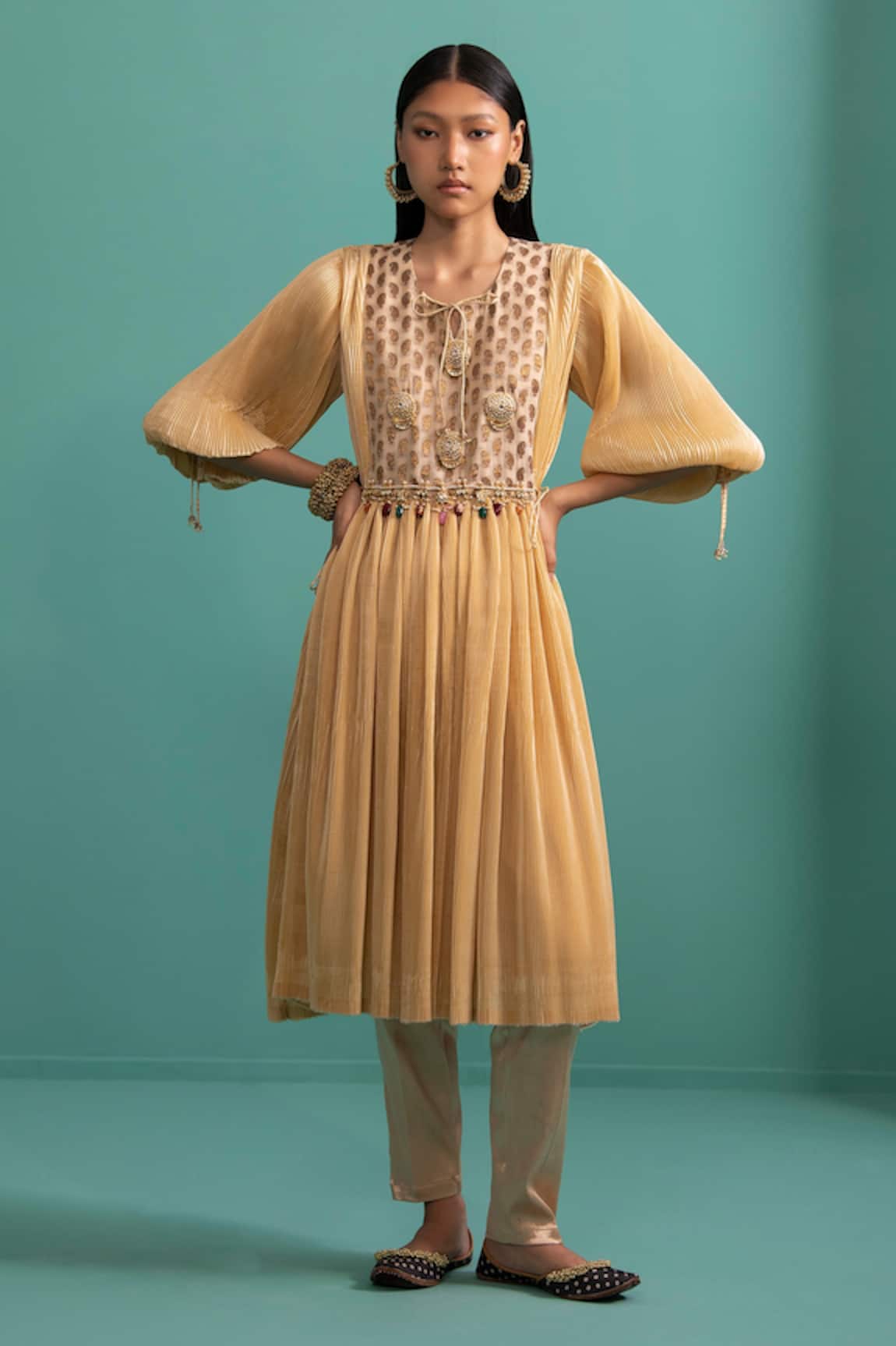 5elements Balloon Sleeve Brocade Yoke Anarkali With Pant