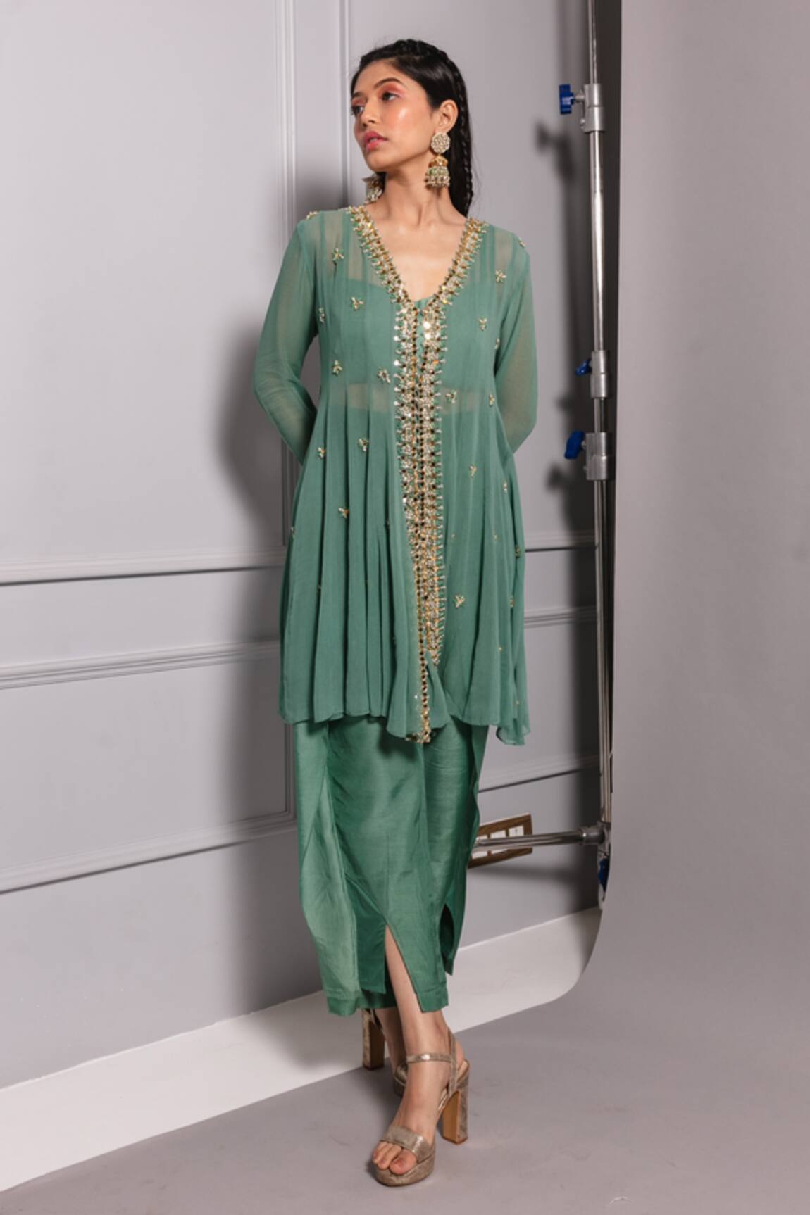 Ria Shah Label Embroidered Panelled Short Top & Flap Pant Set