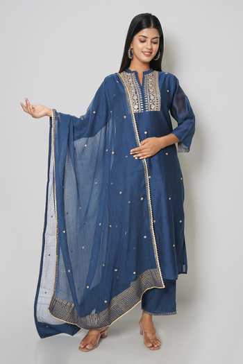 Kameez Embroidered Chanderi Kurta Set 