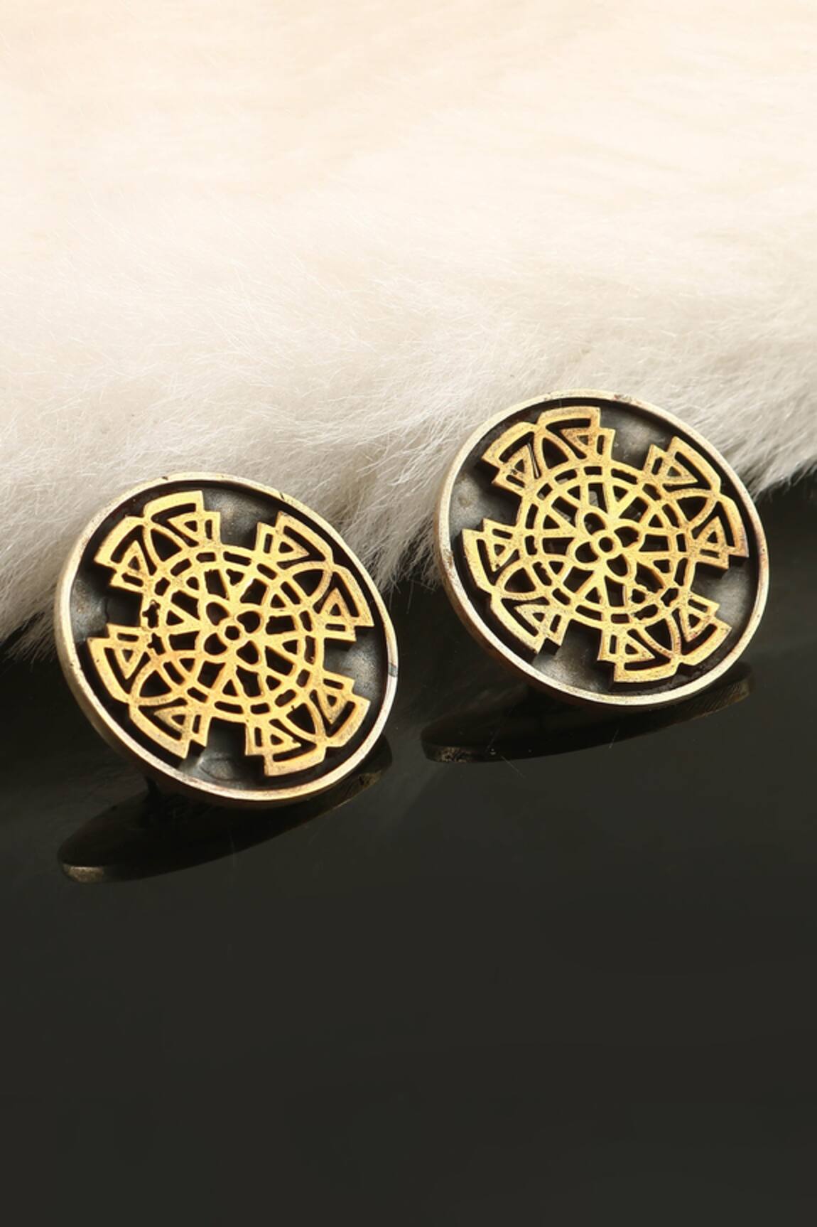 Palace of Silver Antique Floral Ear Studs