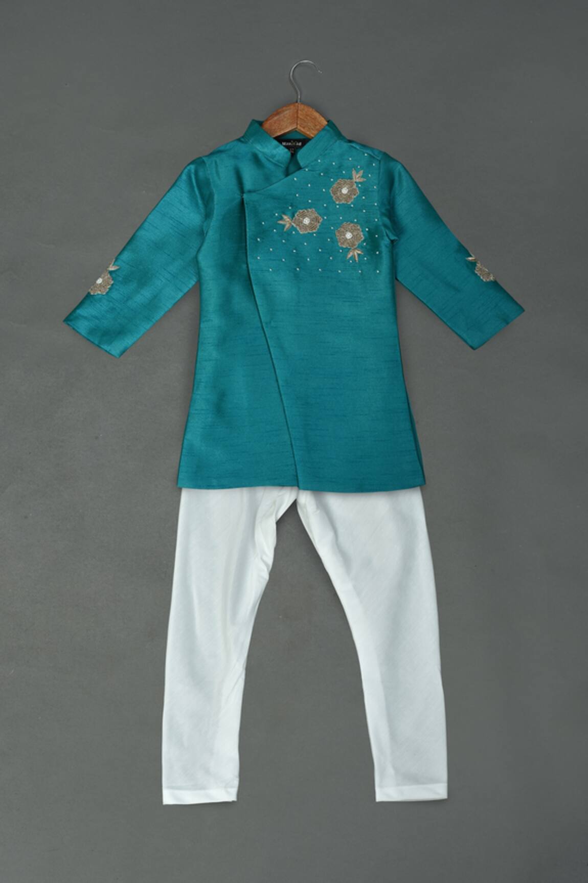 Maaikid Zardozi Embroidered Sherwani & Pyjama Set