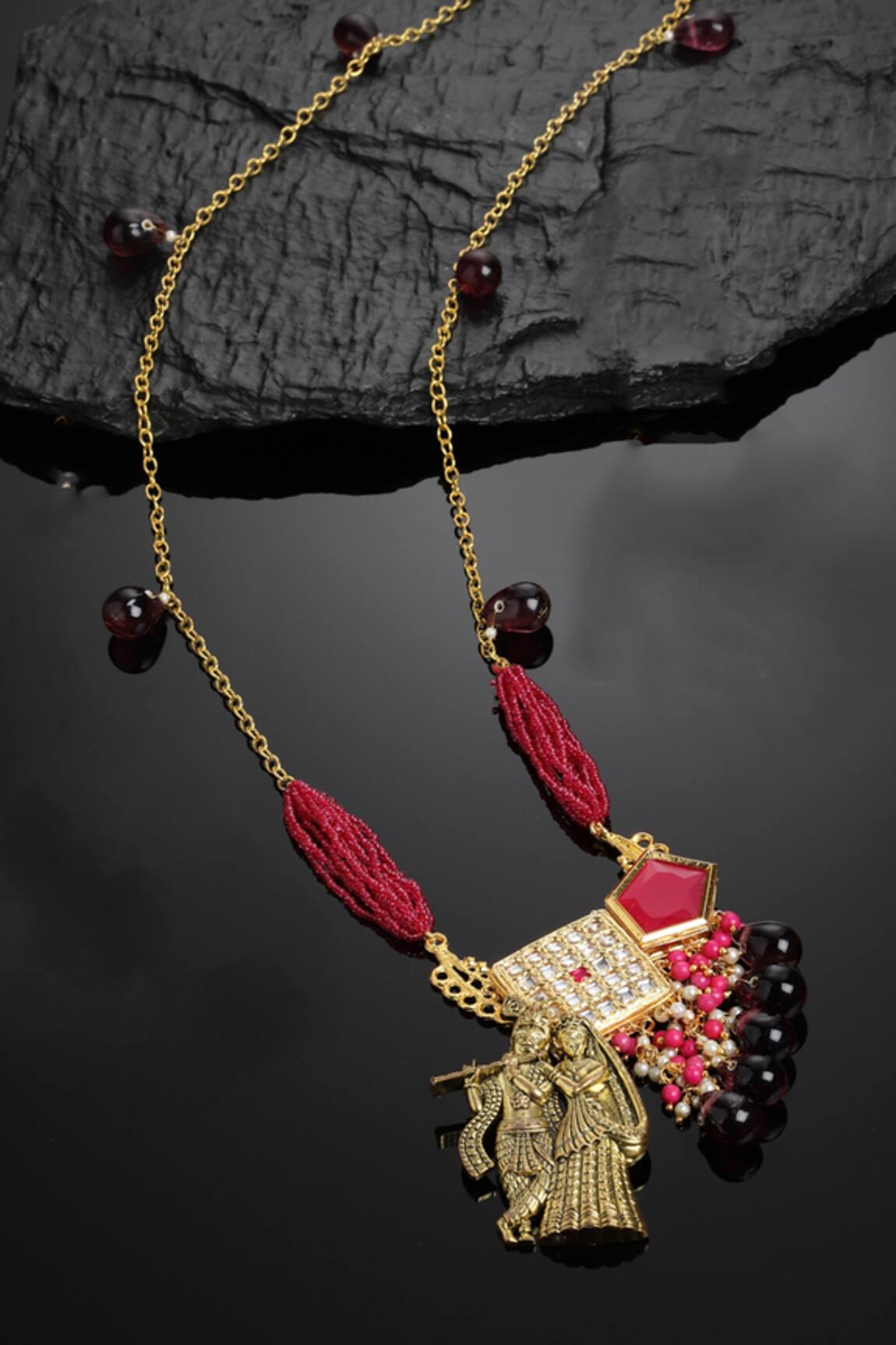 Dugran By Dugristyle Temple Pendant Necklace 