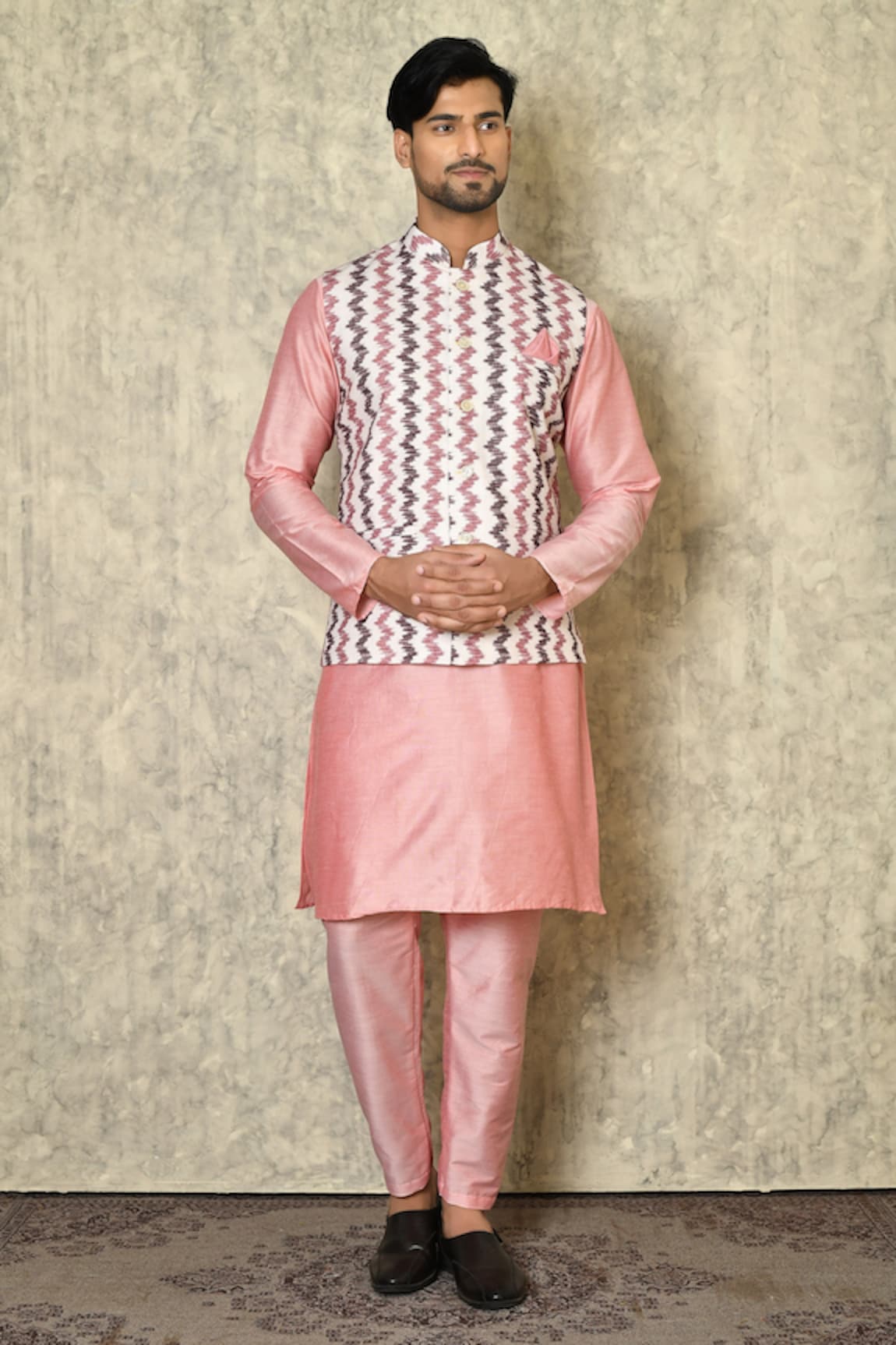 Samyukta Singhania Chevron Print Bundi & Kurta Set