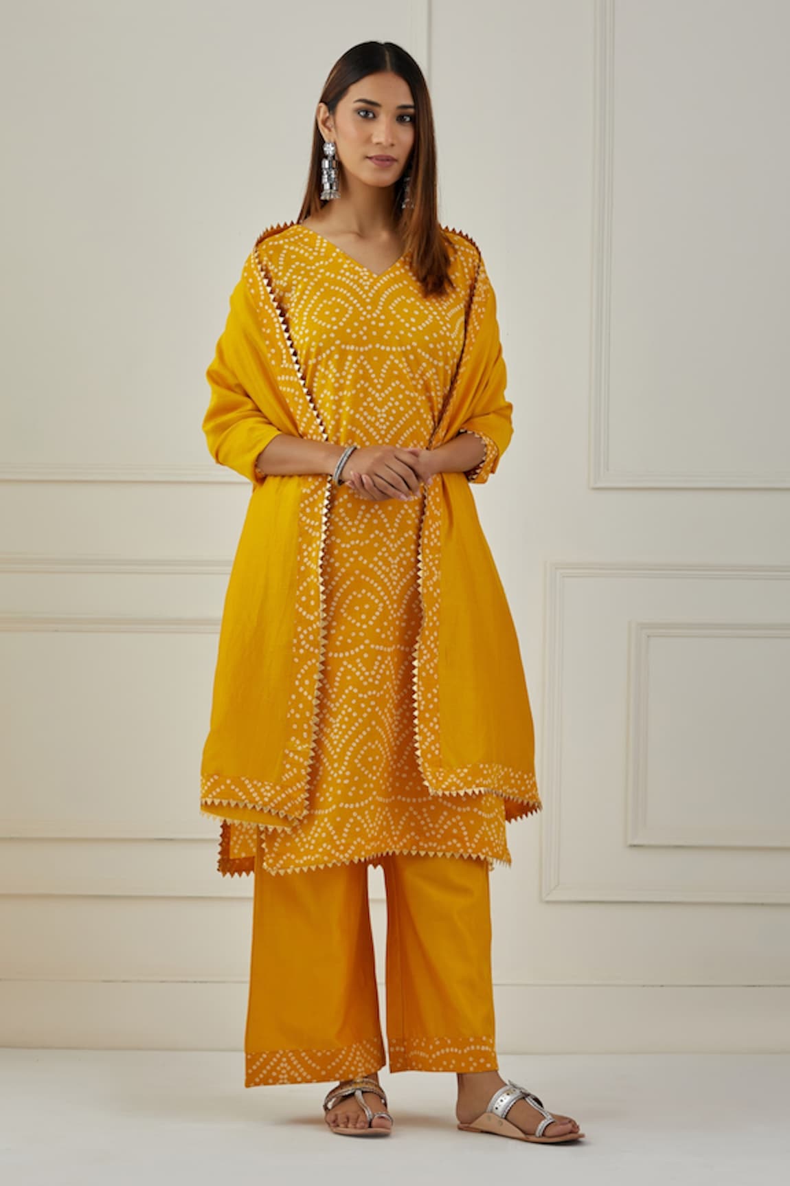 Musal Peeliya Bandhani Print Kurta Pant Set