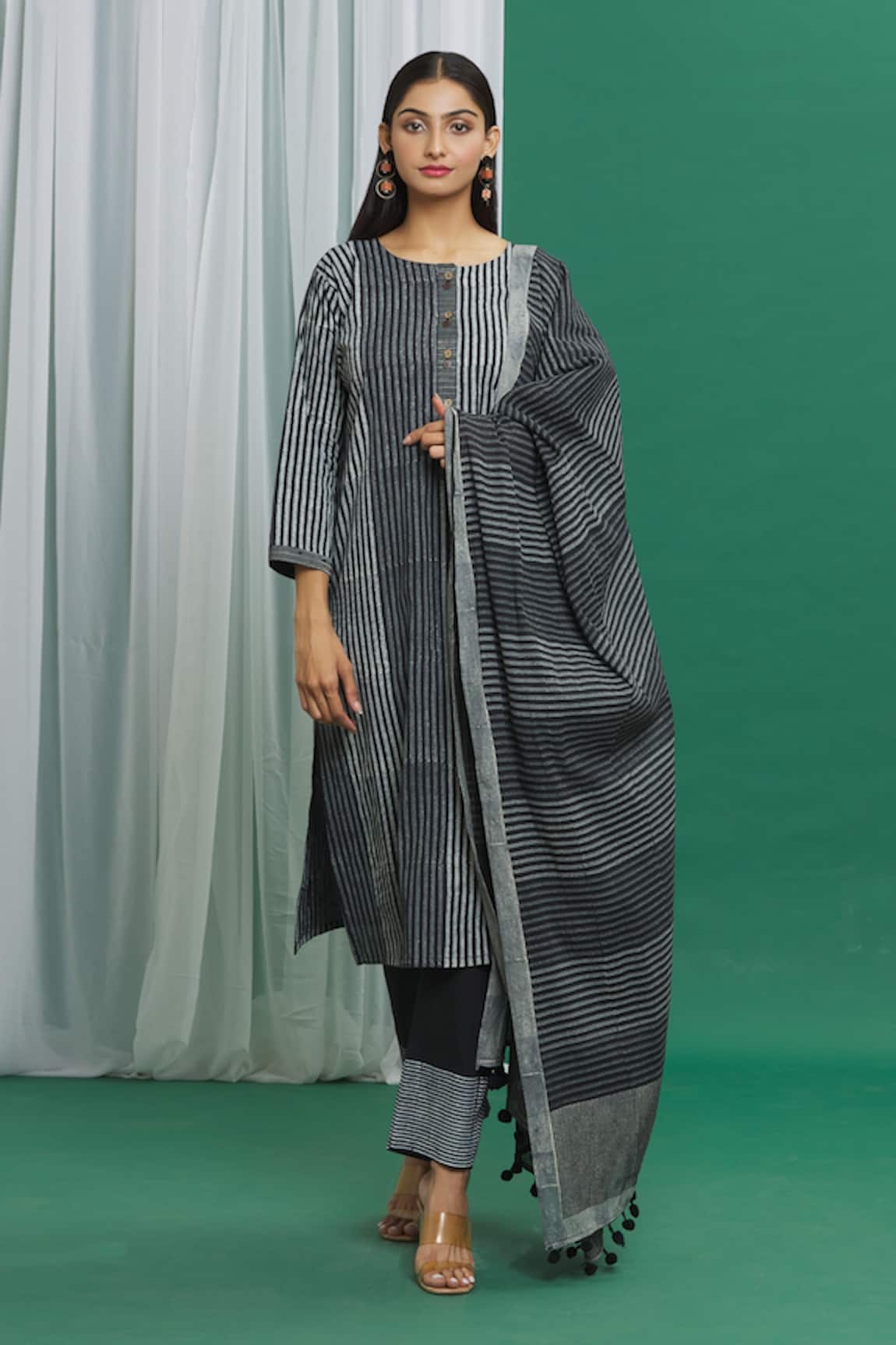 Banana Labs Hand Block Print Dupatta 