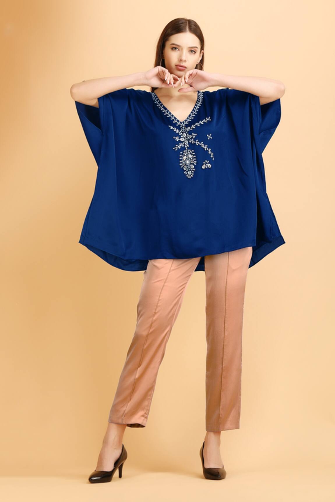 Label Ivish Embroidered Jewel Pattern Kaftan With Pant