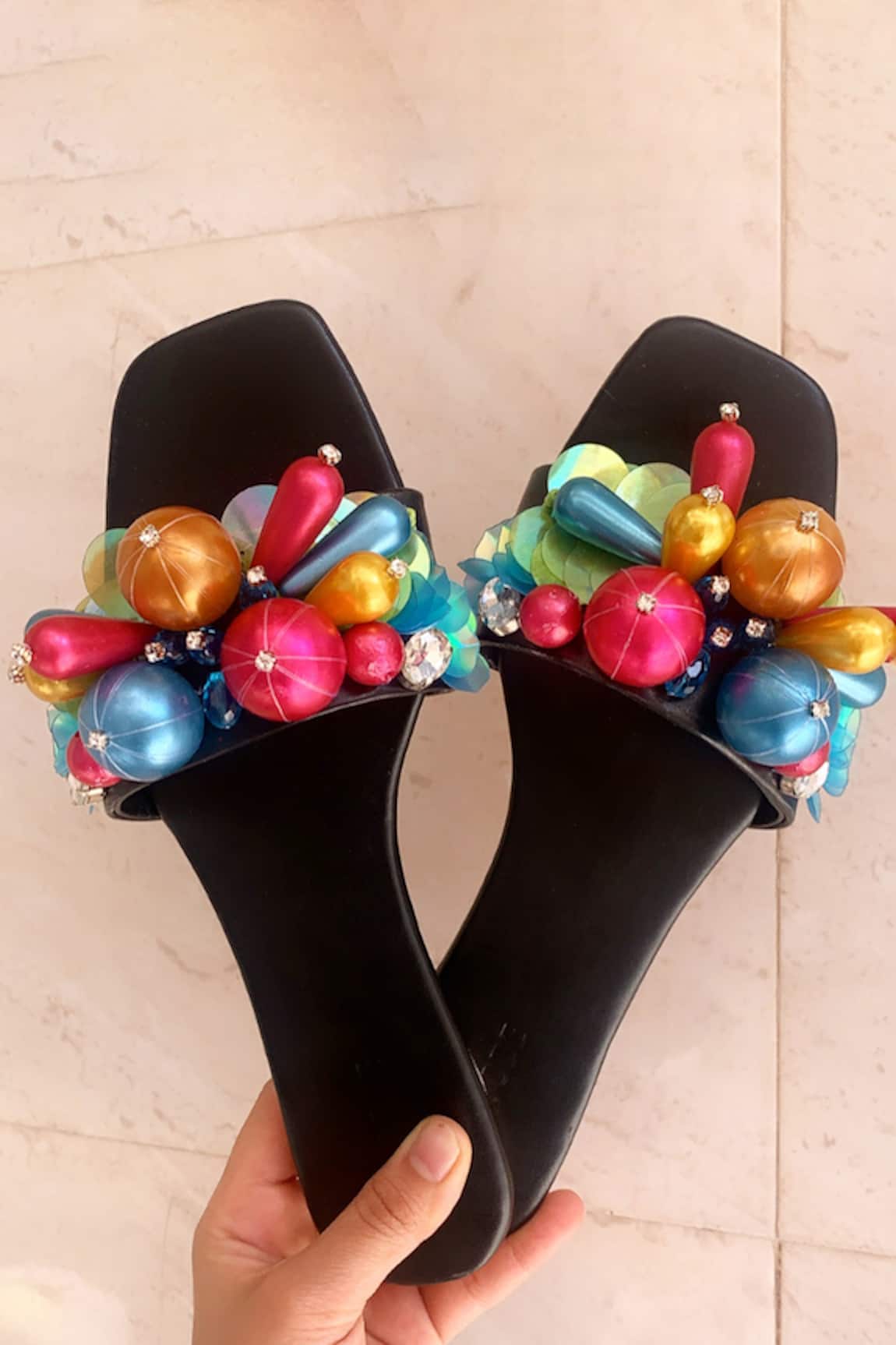 The Episode Clustered Pattern Vegan Leather Flats 