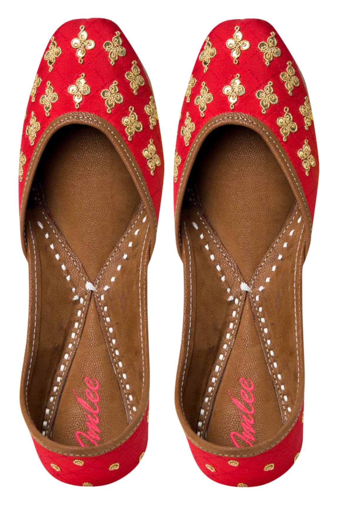 Imlee Jaipur Silk Embroidered Juttis