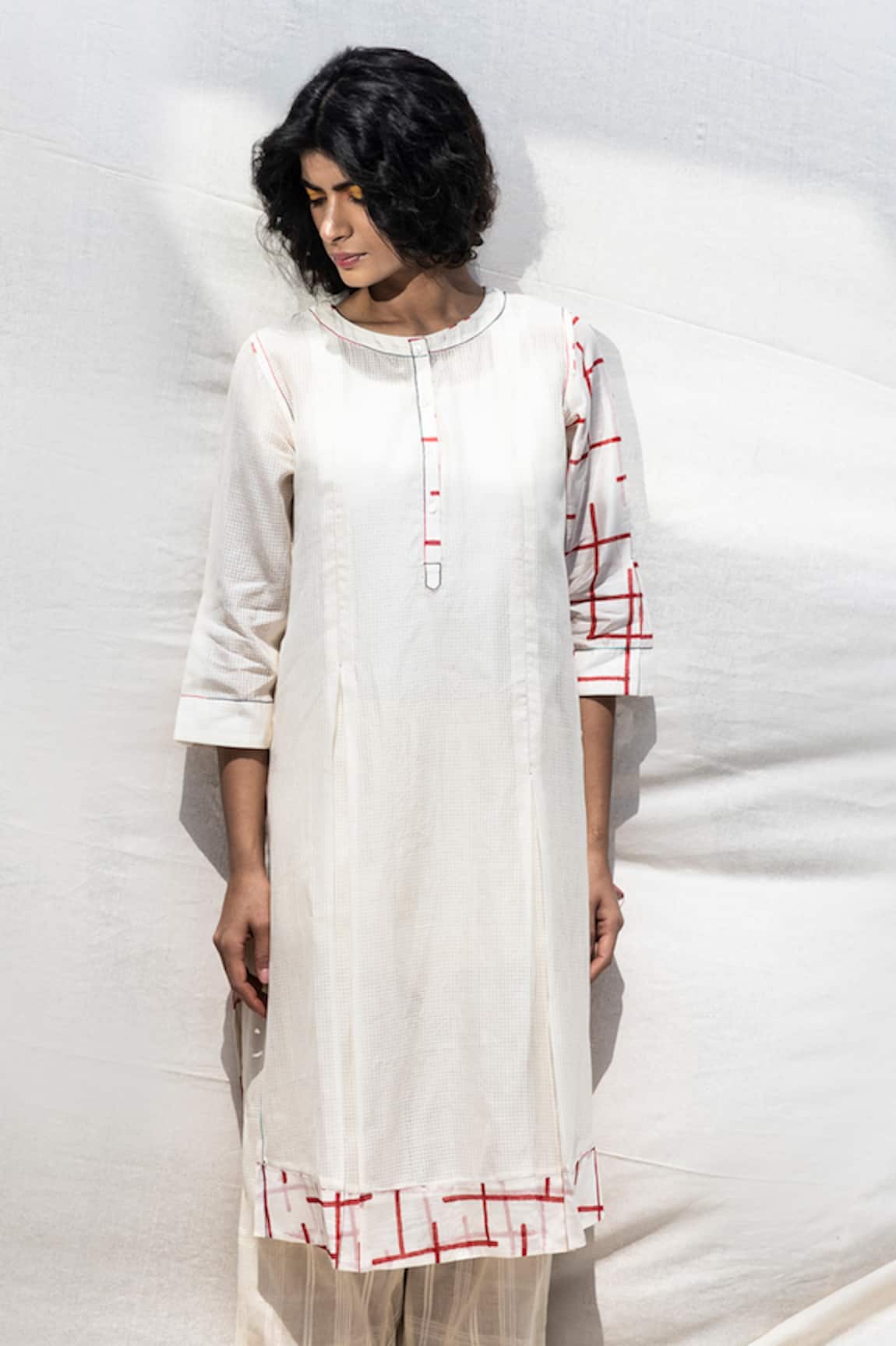 Dhaari Handwoven Kurta with Inner