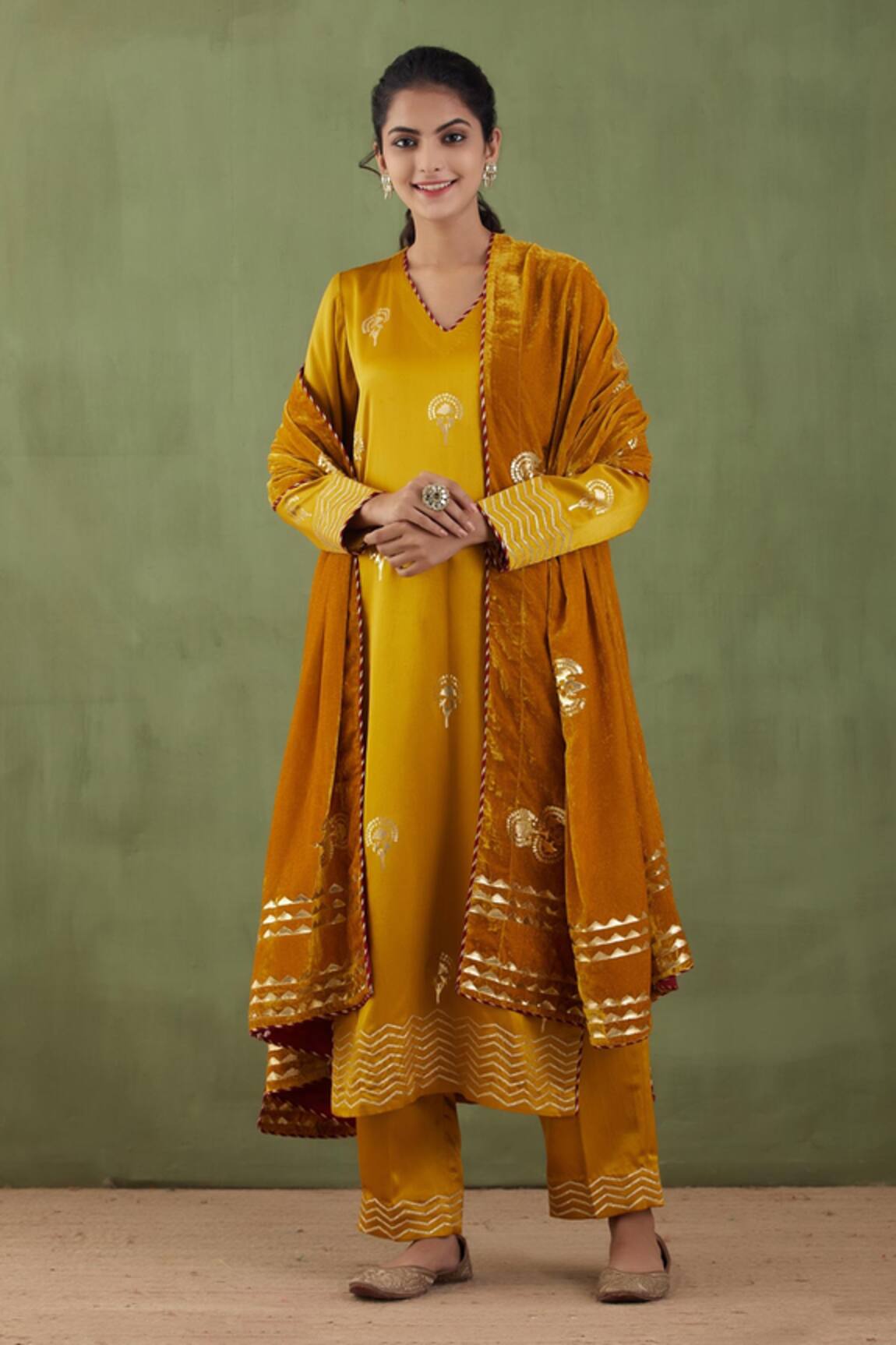 Abbaran Silk Velvet Foil Print Shawl 