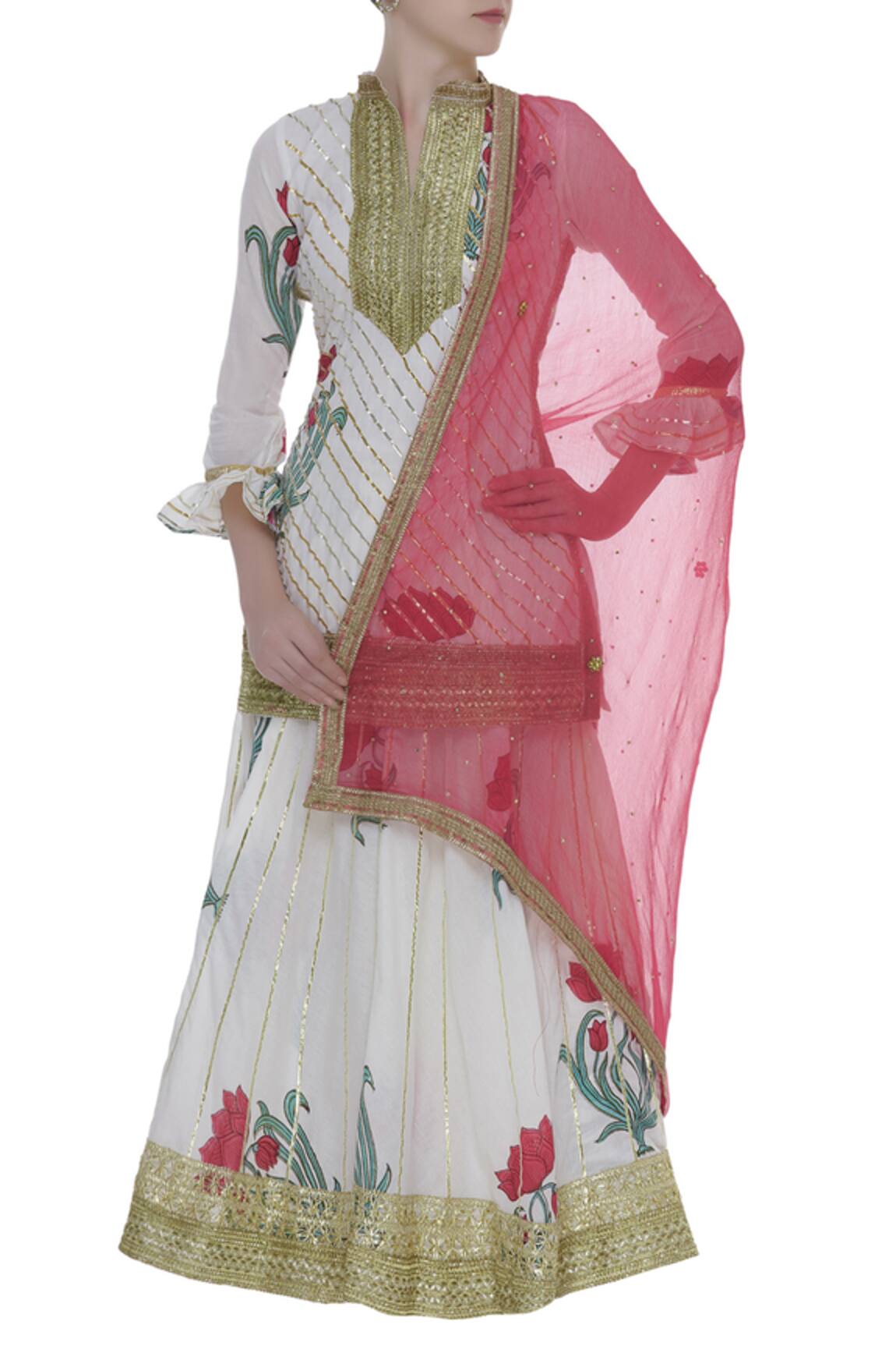 Kunwarani Ritu Floral printed embroidered kurta lehenga set 
