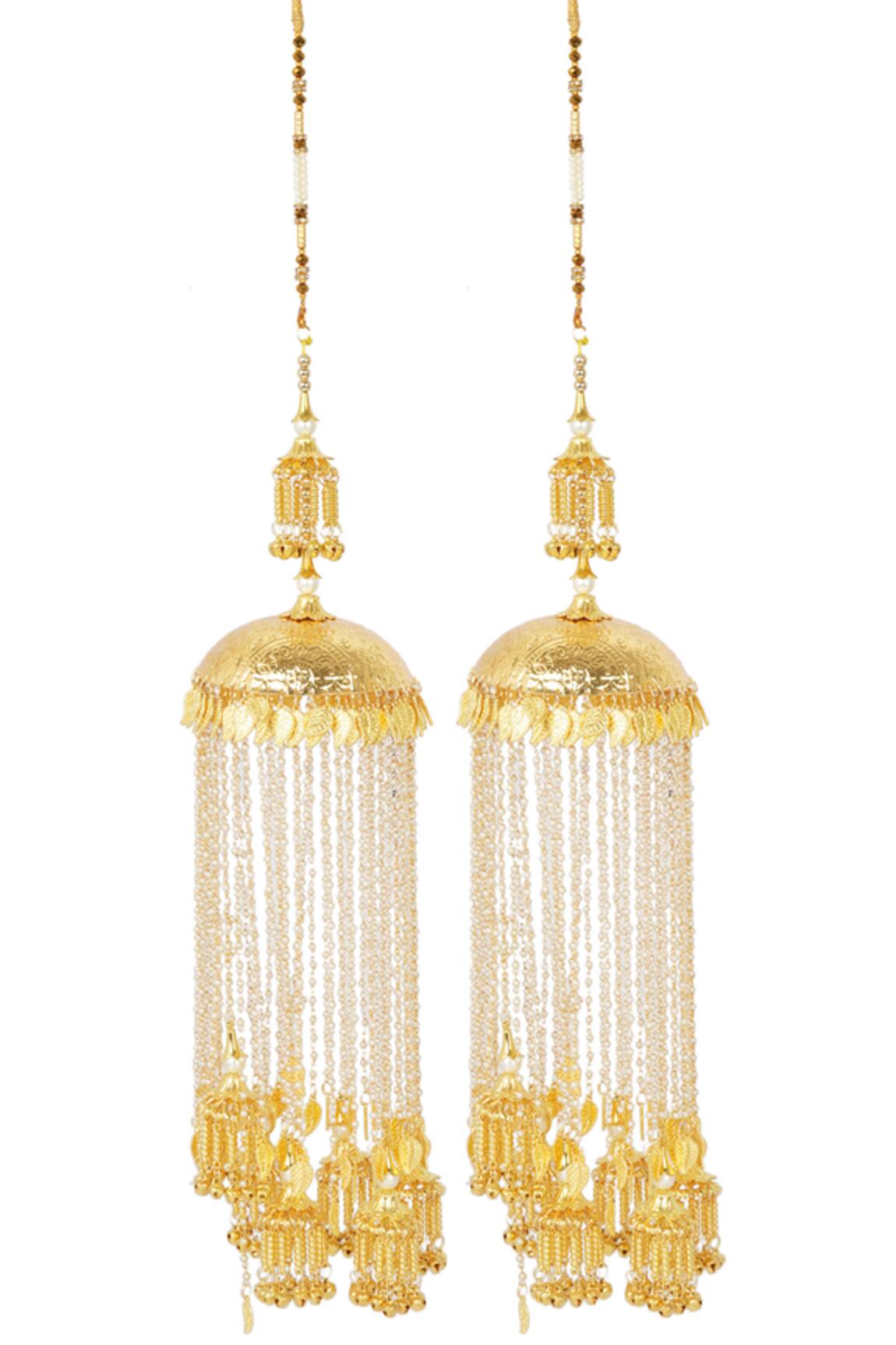 Auraa Trends Ghungaroo & Bead Embellished Layered Kaleera 