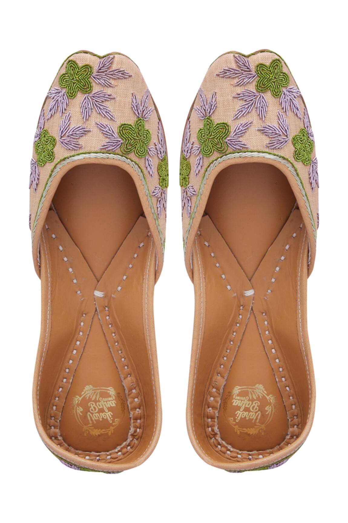 Vareli Bafna Floral Zardozi Embroidered Juttis