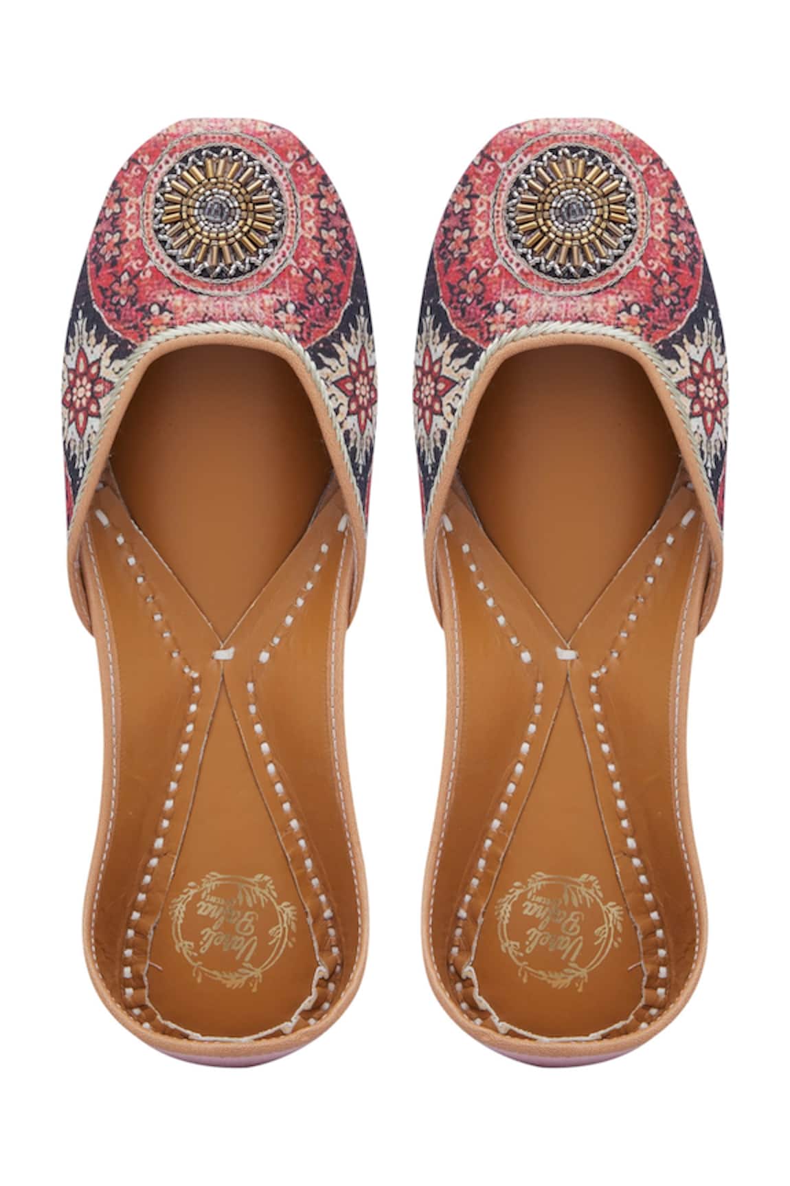 Vareli Bafna Printed Traditional Motif Cutdana Embroidered Juttis
