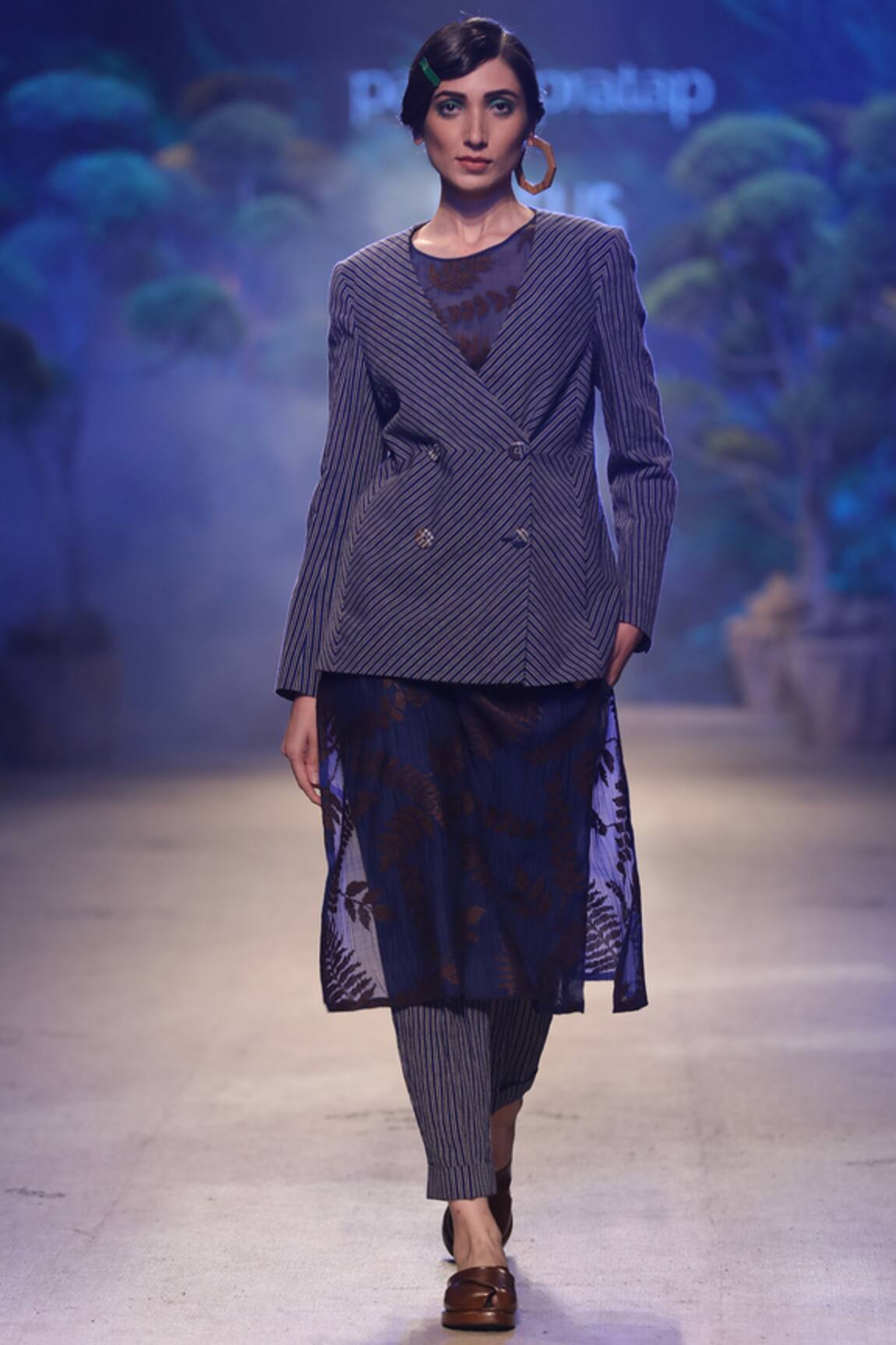 Payal Pratap Fern embroidered tunic