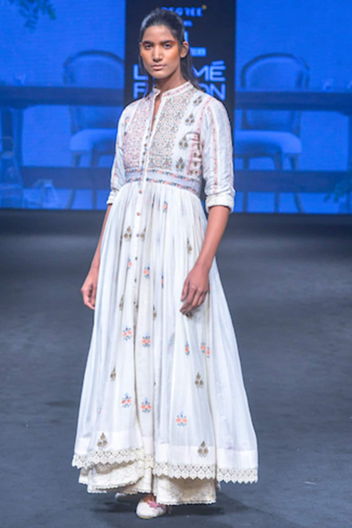 Gazal Mishra Embroidered Anarkali Kurta