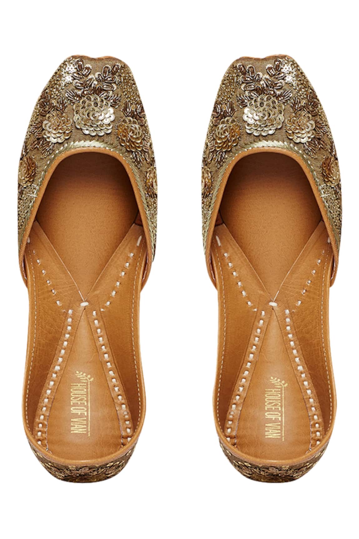 House Of Vian Embroidered Juttis