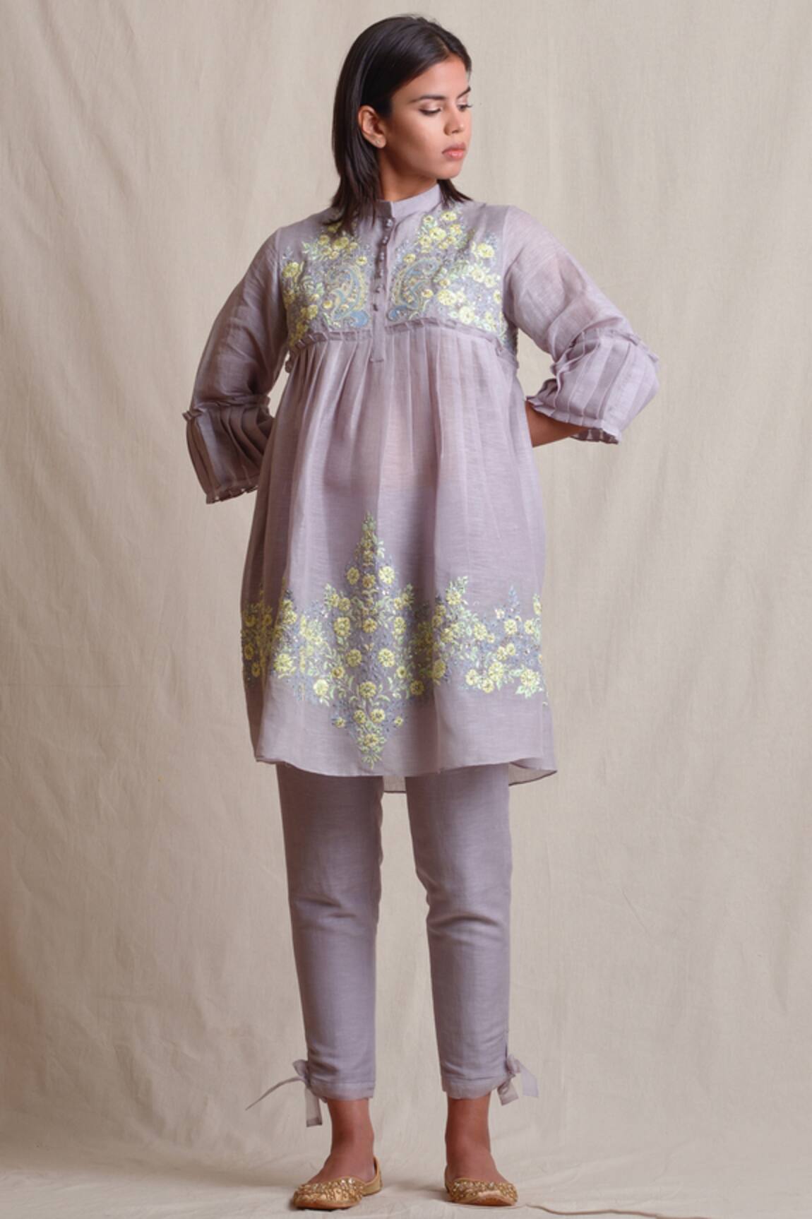 Sue Mue Linen Embroidered tunic with pant
