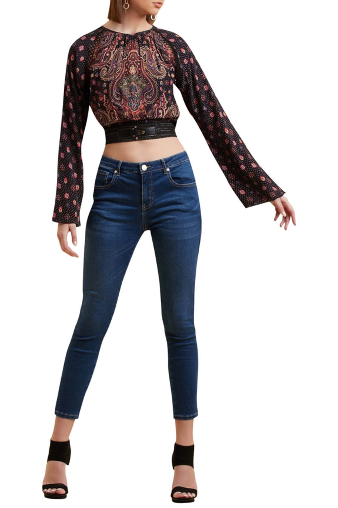 Label Ritu Kumar Printed Crop Top