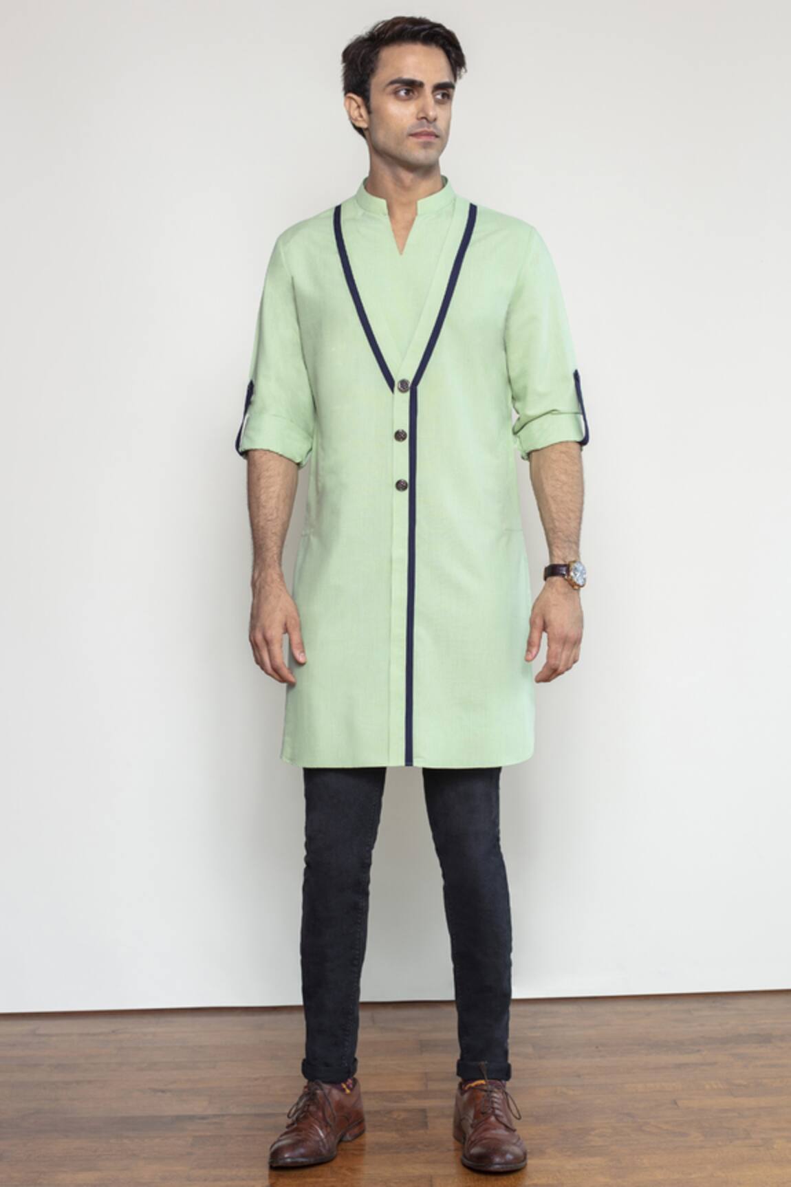 Arjuun Kilachand Silk Kurta