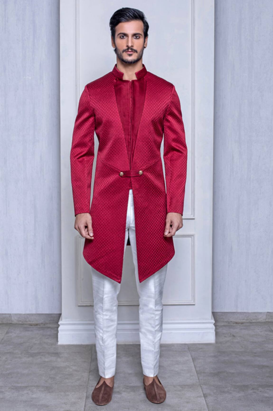 Arjuun Kilachand Quilted Sherwani