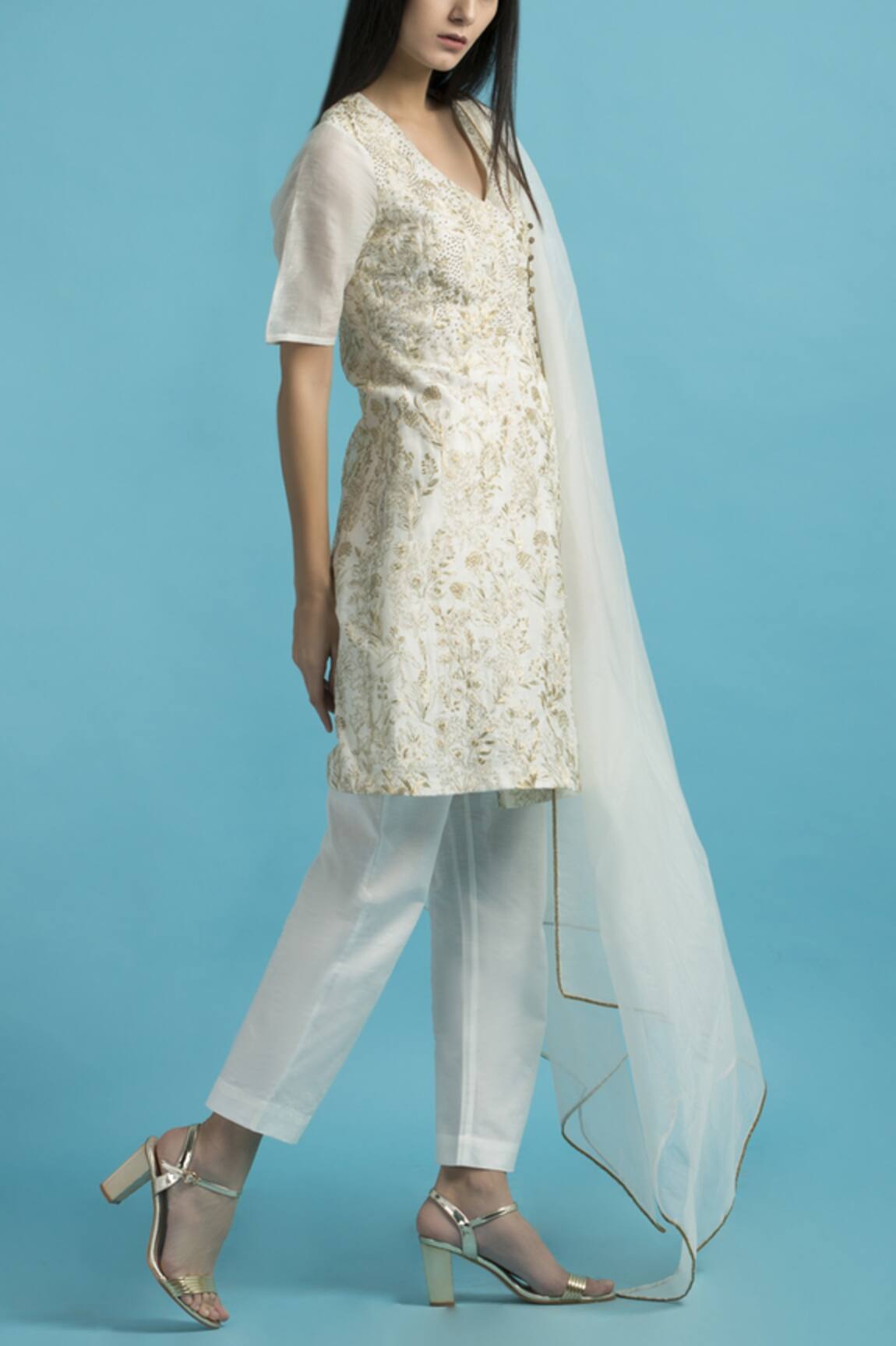 Saksham Neharicka Linen Silk Kurta Set