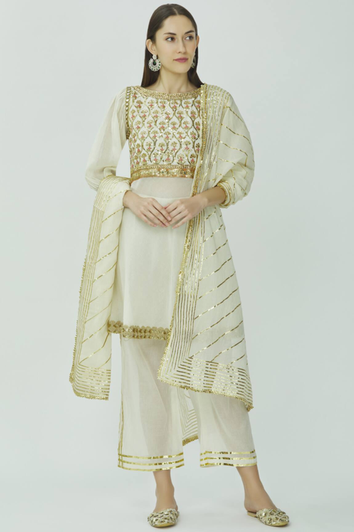 Kunwarani Ritu Cotton Embellished Kurta Set