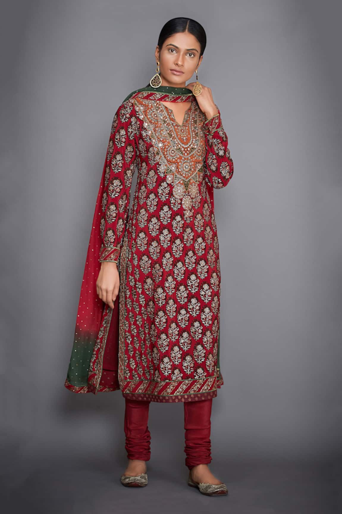 RI.Ritu Kumar Embellished Kurta Set