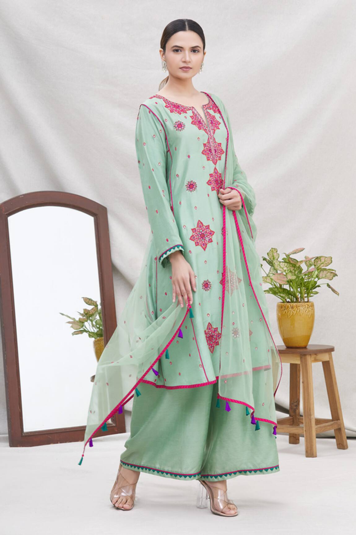 Ekta Singh Silk Floral Embroidered Kurta Set