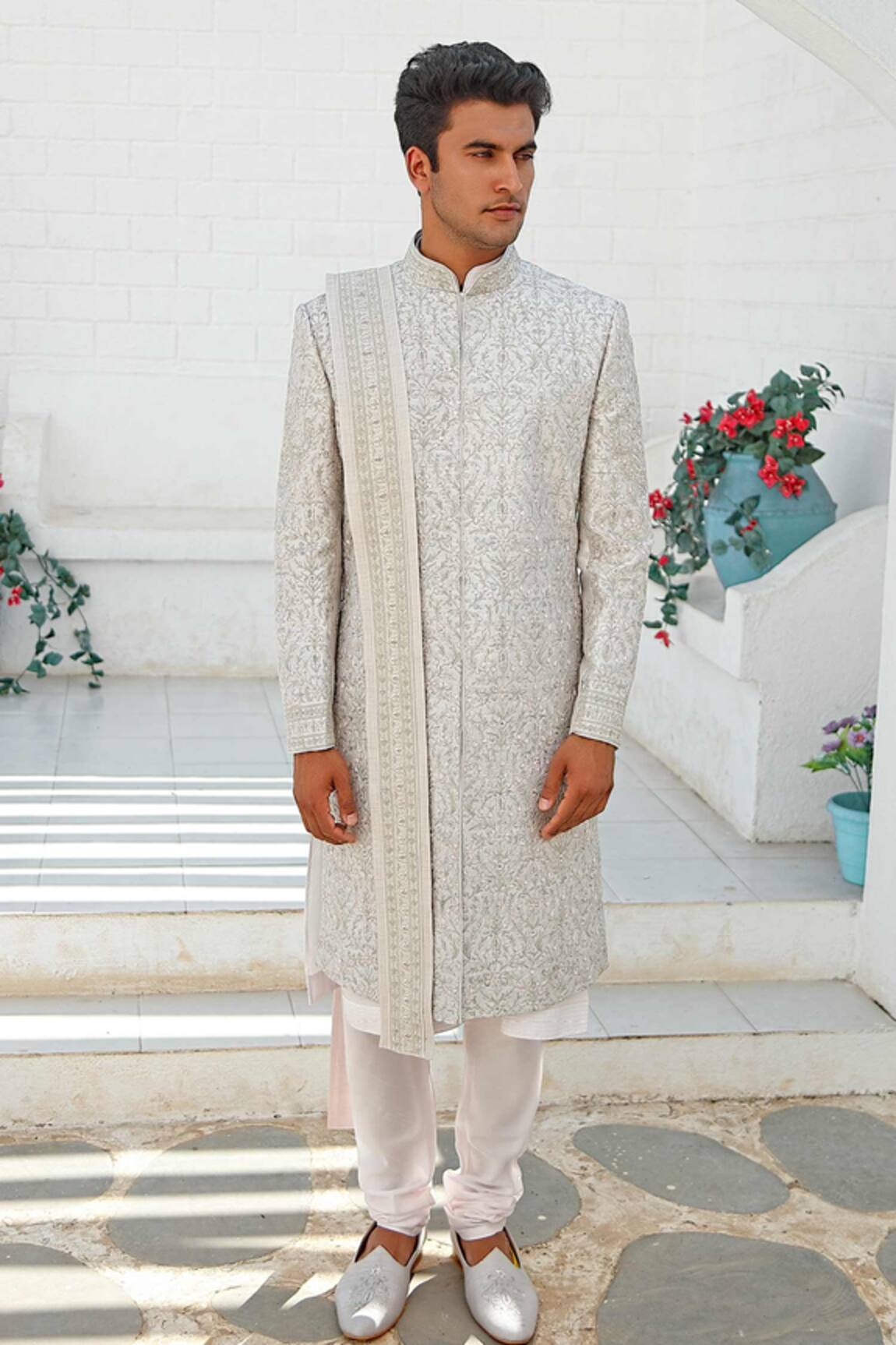 Vanshik Embroidered Sherwani Set