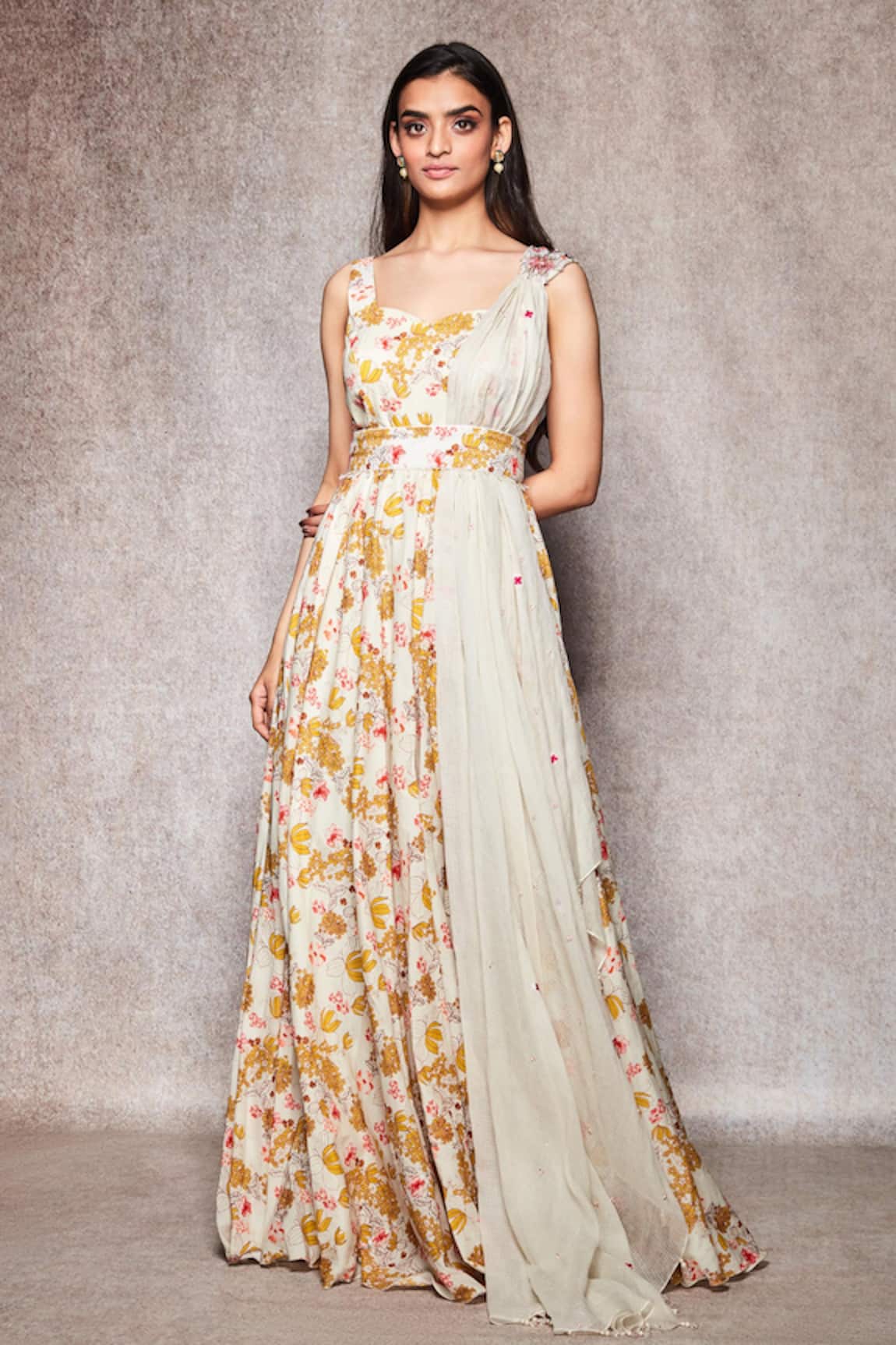 Party Wear Girl Net Gown With Sequencing Pattern at Rs.850/Piece in surat  offer by Royal Export