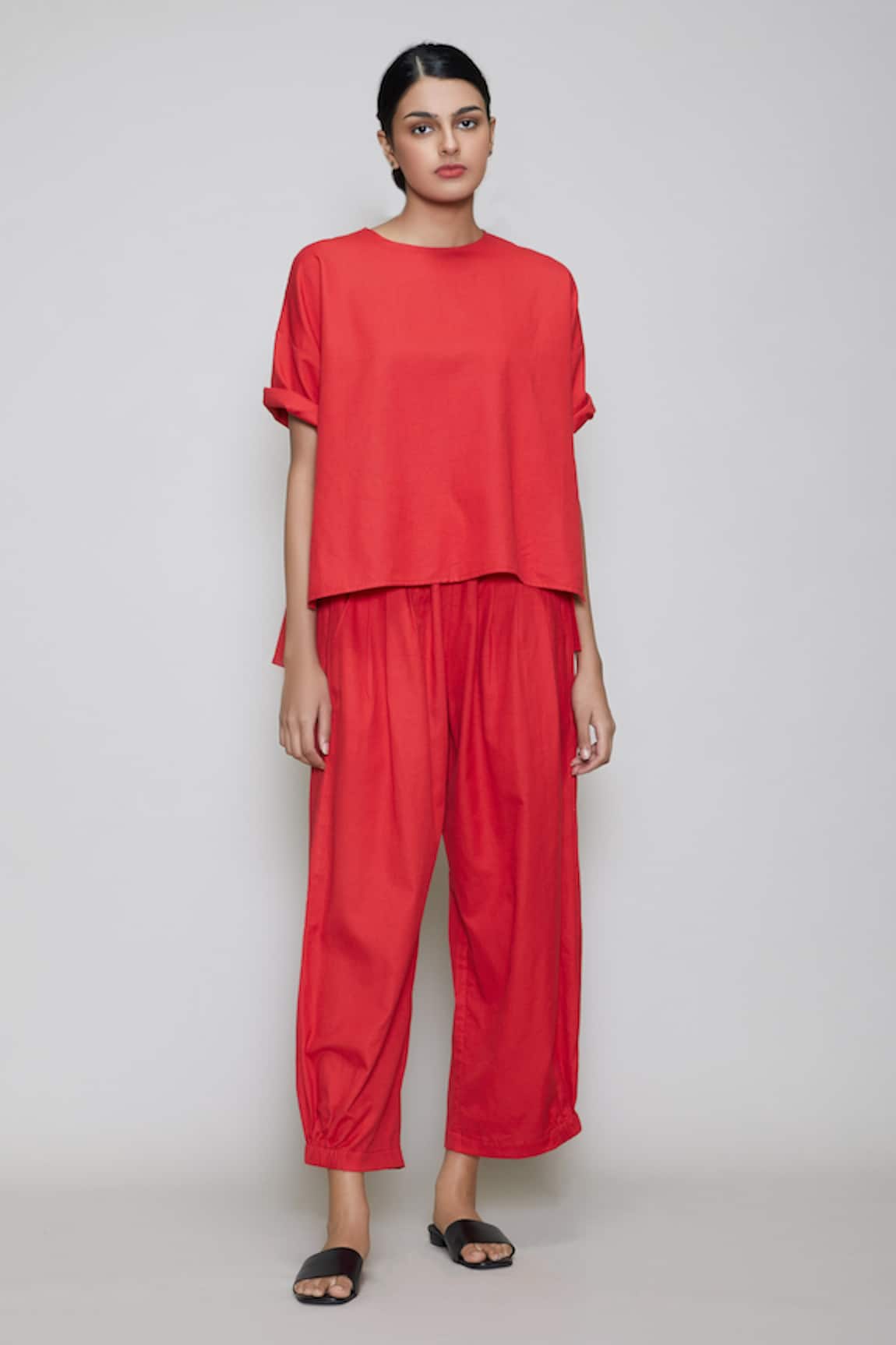 MATI_1 Cotton Top & Pant Set