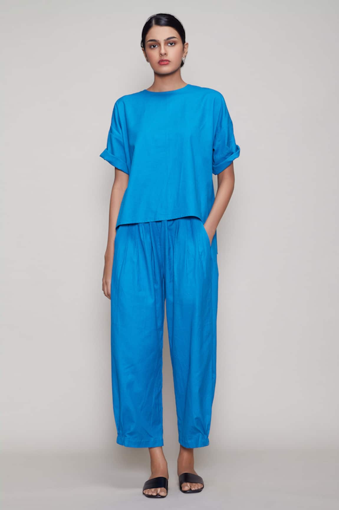 MATI_1 Cotton Top & Pant Set