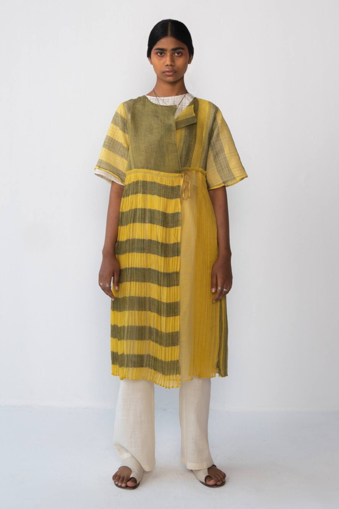 Urvashi Kaur Cotton Linen Straight Fit Pant