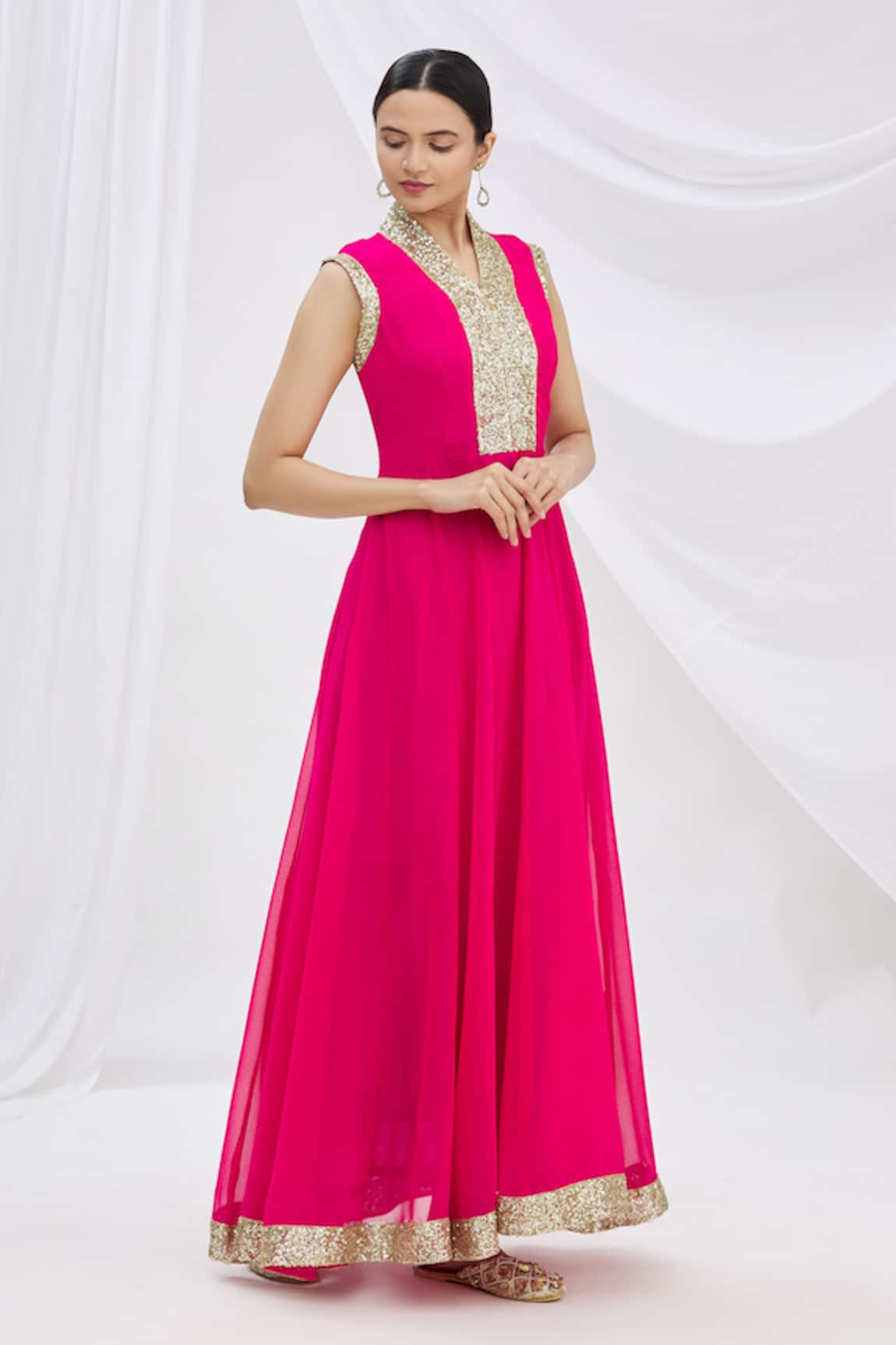 Samyukta Singhania Flared Embroidered Kurta 