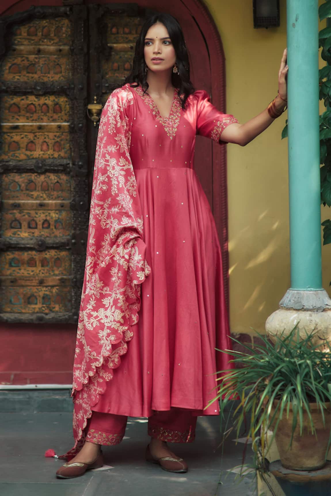 HOUSE OF PINK Chanderi Anarkali Set 