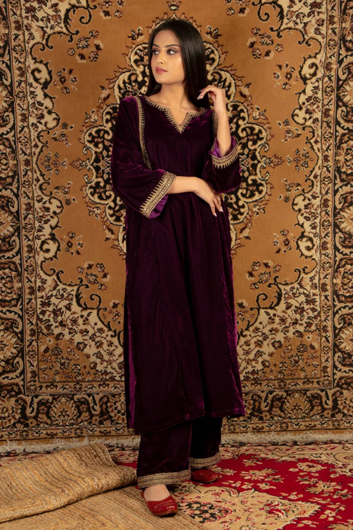 VELVET BY HARIYAALI PRESENTING NEW HEAVY FANCY DESIGNER RAYON VELVET STRIPE  KURTI WITH NECK PATTERN REGULAR WEAR COLLECTION WHOLESALER