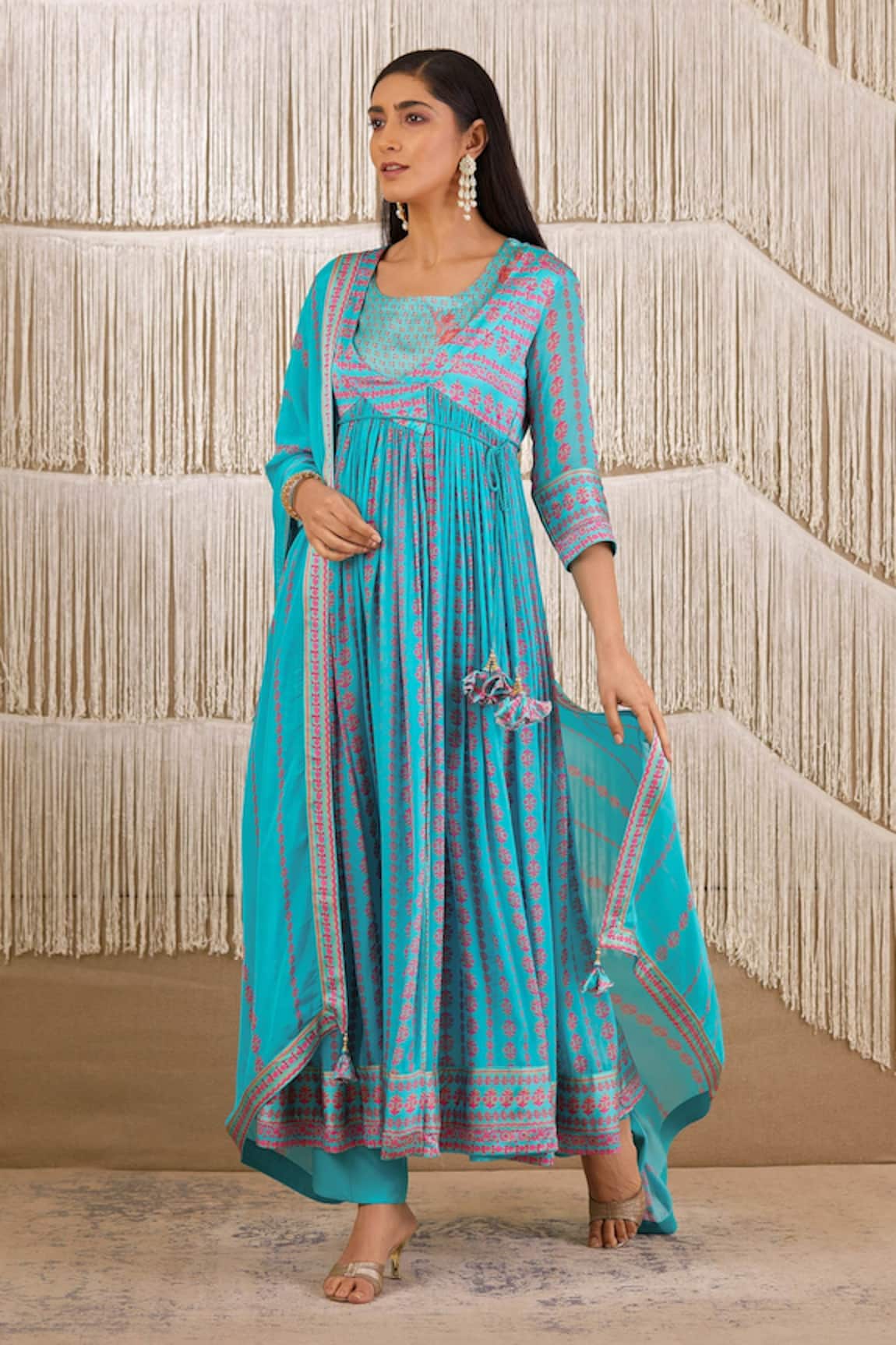 Shyam Narayan Prasad Floral Print Angrakha Set 
