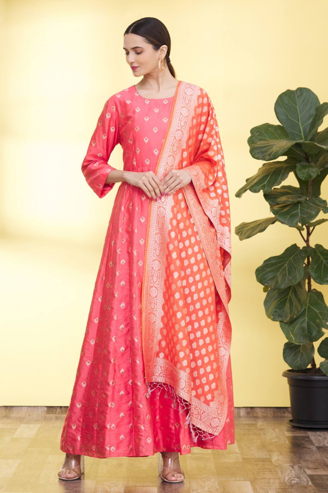Nidhisha 5000 series Banaras dupatta with anarkali salwar suit catalogue in  wholesale price buy