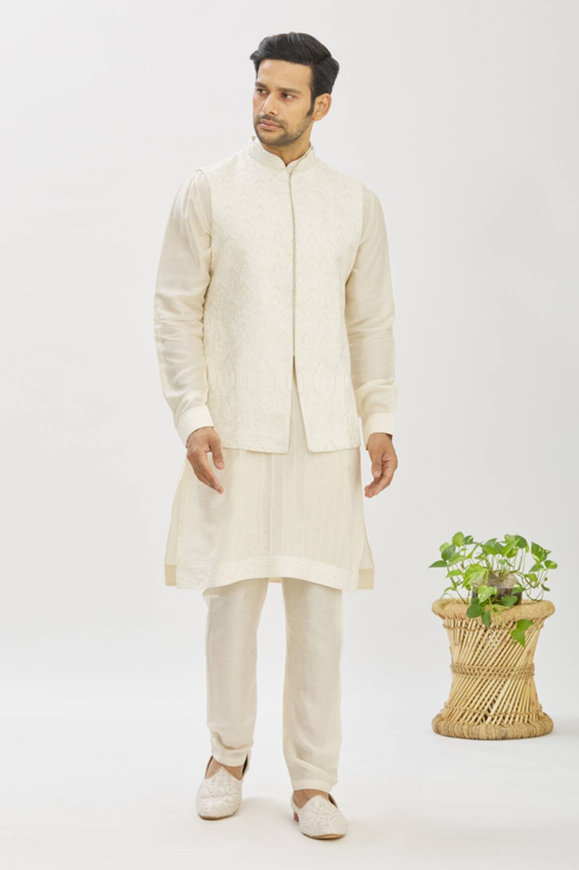 Vanshik Satin Bundi & Kurta Set 