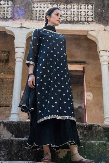 Kameez Chanderi Gota Work Kurta & Inner Dress Set 
