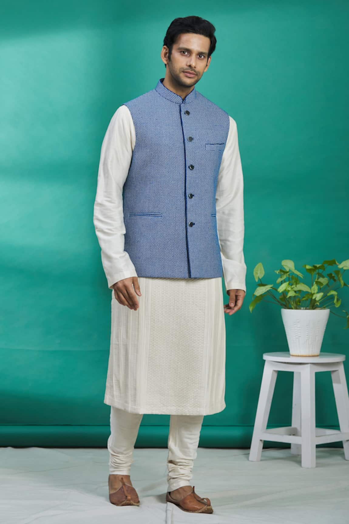 Kishore Ramani Woven Bundi