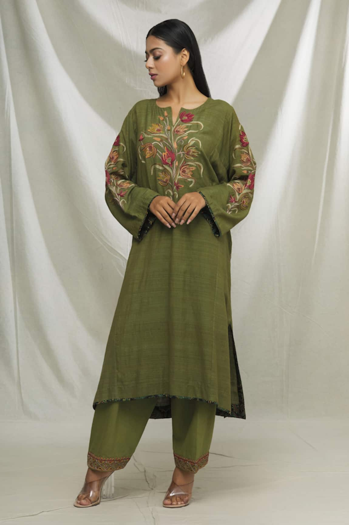 Ibai Floral Embroidered Phiran Kurta & Salwar Set