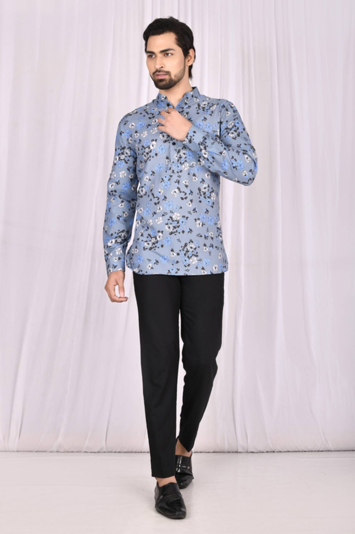 Samyukta Singhania Floral Print Short Kurta